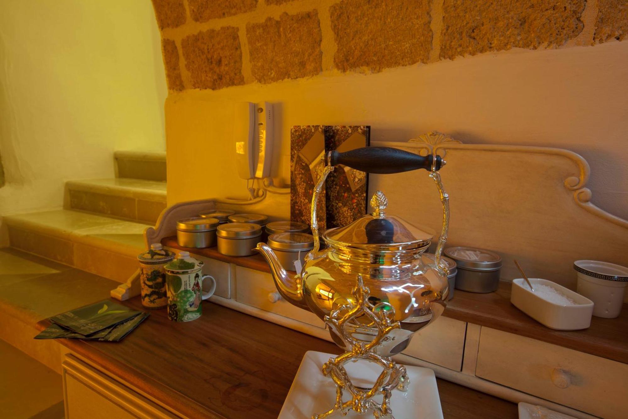 Giovi Relais Bed & Breakfast โปลีญาโนอามาเร ภายนอก รูปภาพ