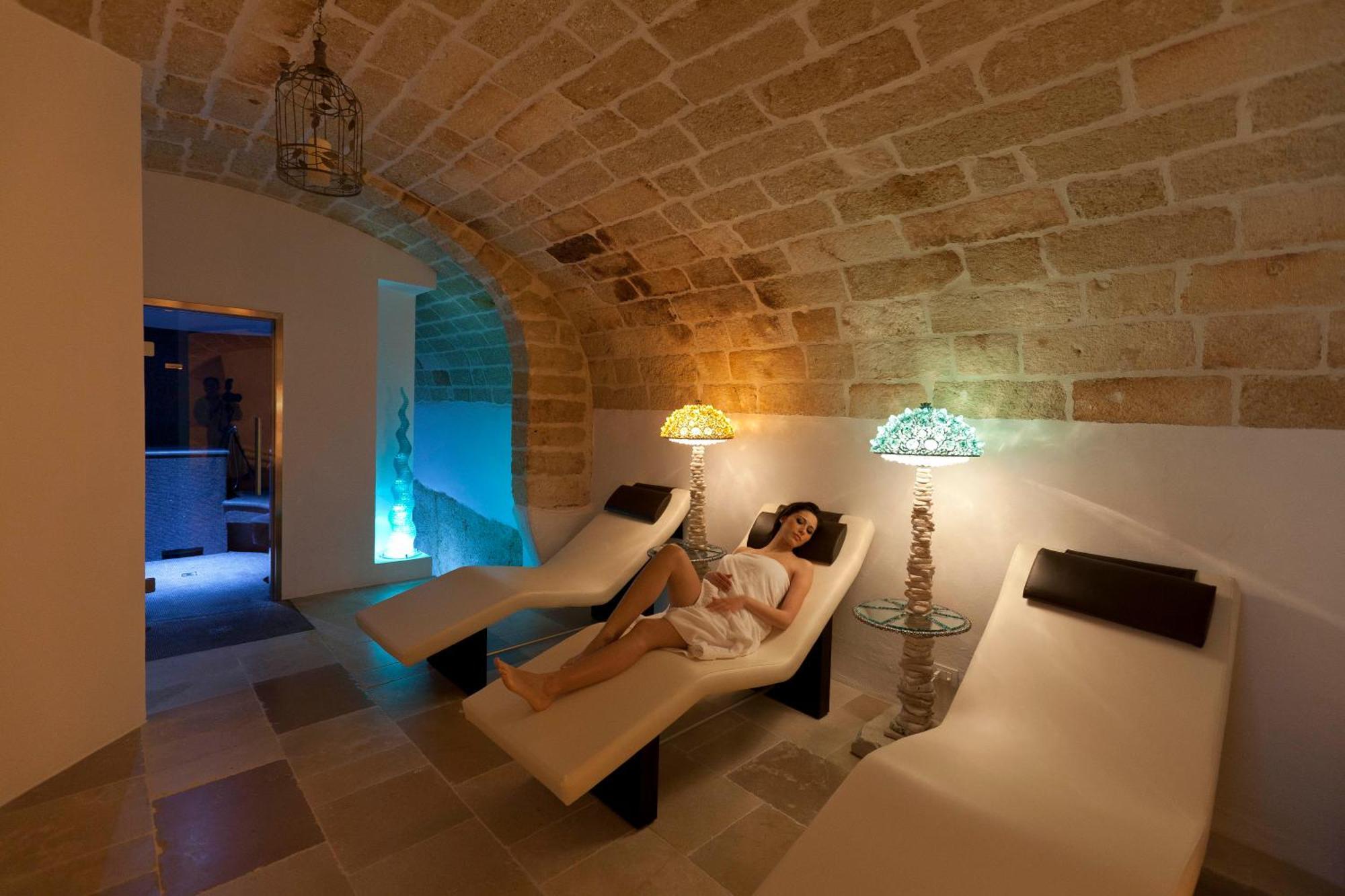 Giovi Relais Bed & Breakfast โปลีญาโนอามาเร ภายนอก รูปภาพ